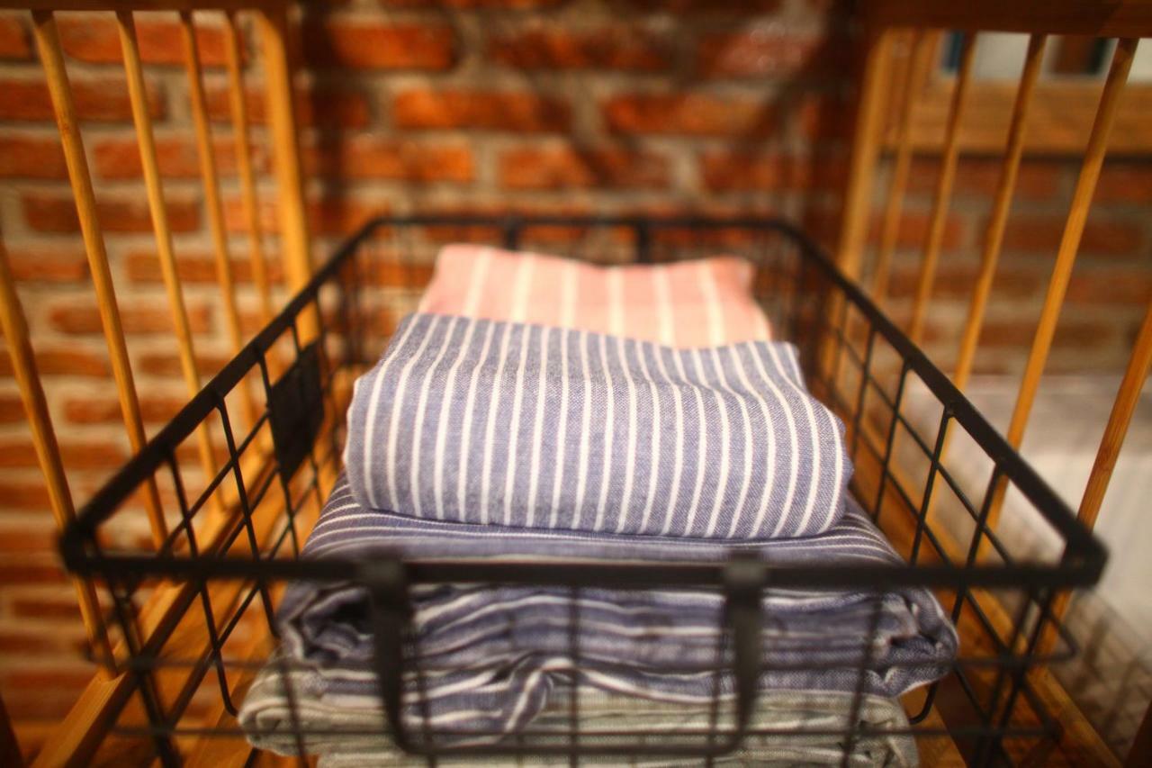 Guest house Madcat 曼谷疯猫民宿 Bangkok